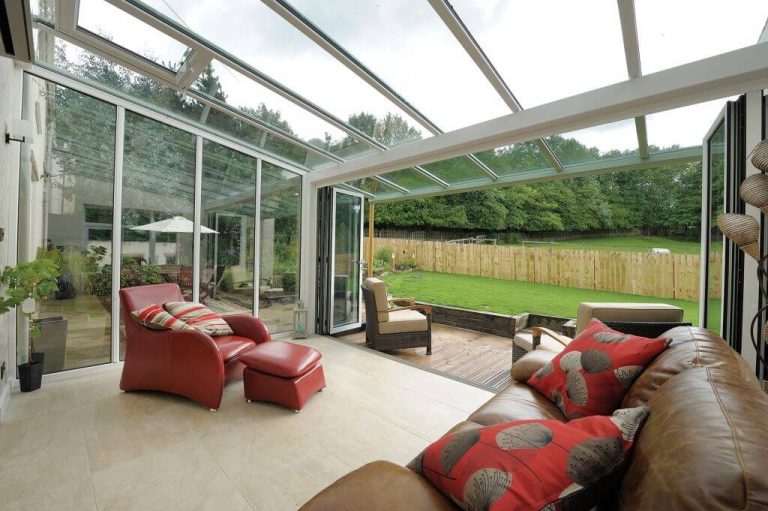 Replacement glass conservatory roof
